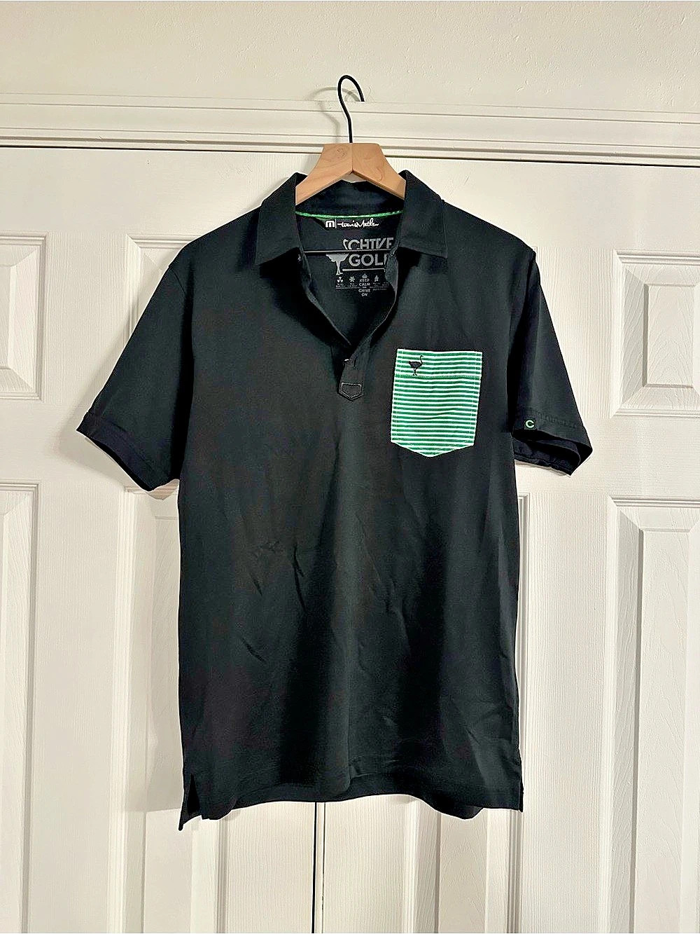 TravisMathew Schive Golf Men's Striped Golf Polo Size Medium Like New